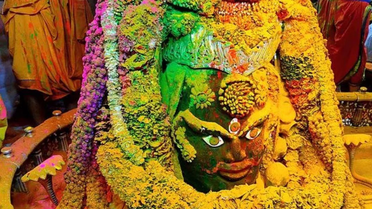 महाकालेश्वर मंदिर में होली…एक पावन परंपरा, जहां रंगों से नहीं, आस्था से खेली जाती है अनोखी होली!